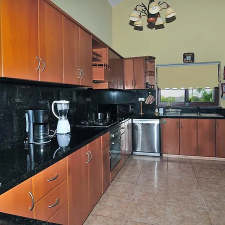 Lp Villa